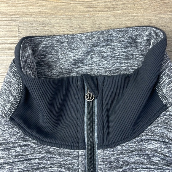 Lululemon Women’s Run Your Heart Out Pullover 1/2 Zip Heathered Black, Size 8 - Picture 7 of 12